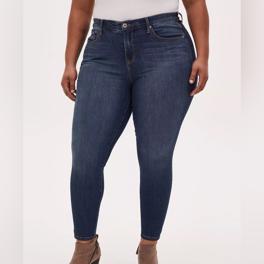 TORRID Sky High Skinny Premium High Rise Blue Jeans